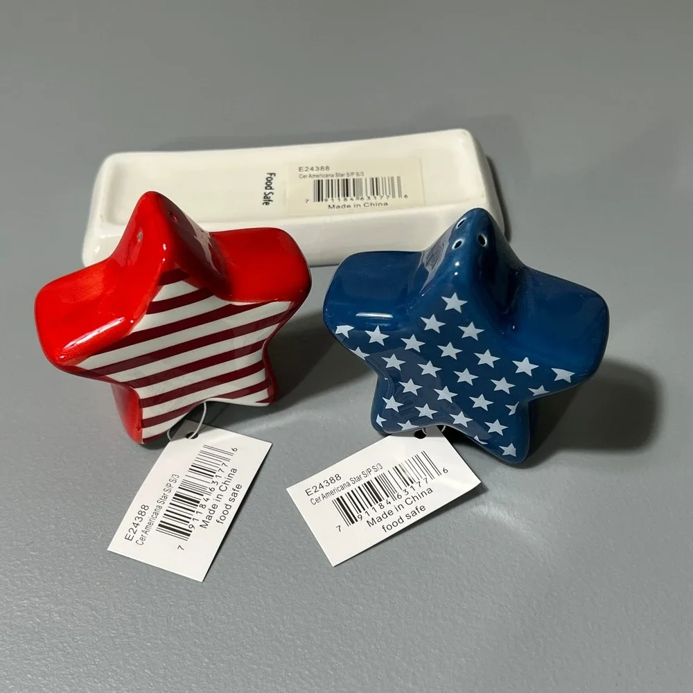Americana Star Salt and Pepper Shaker Set with Tray Red White Blue NWT